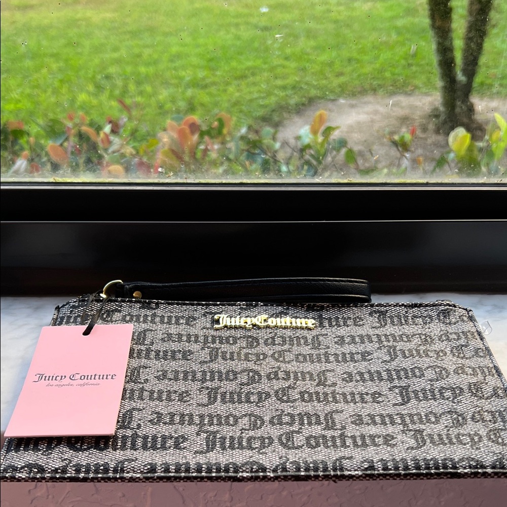 JUICY COUTURE NWT BLACK & BEIGE WRISTLET